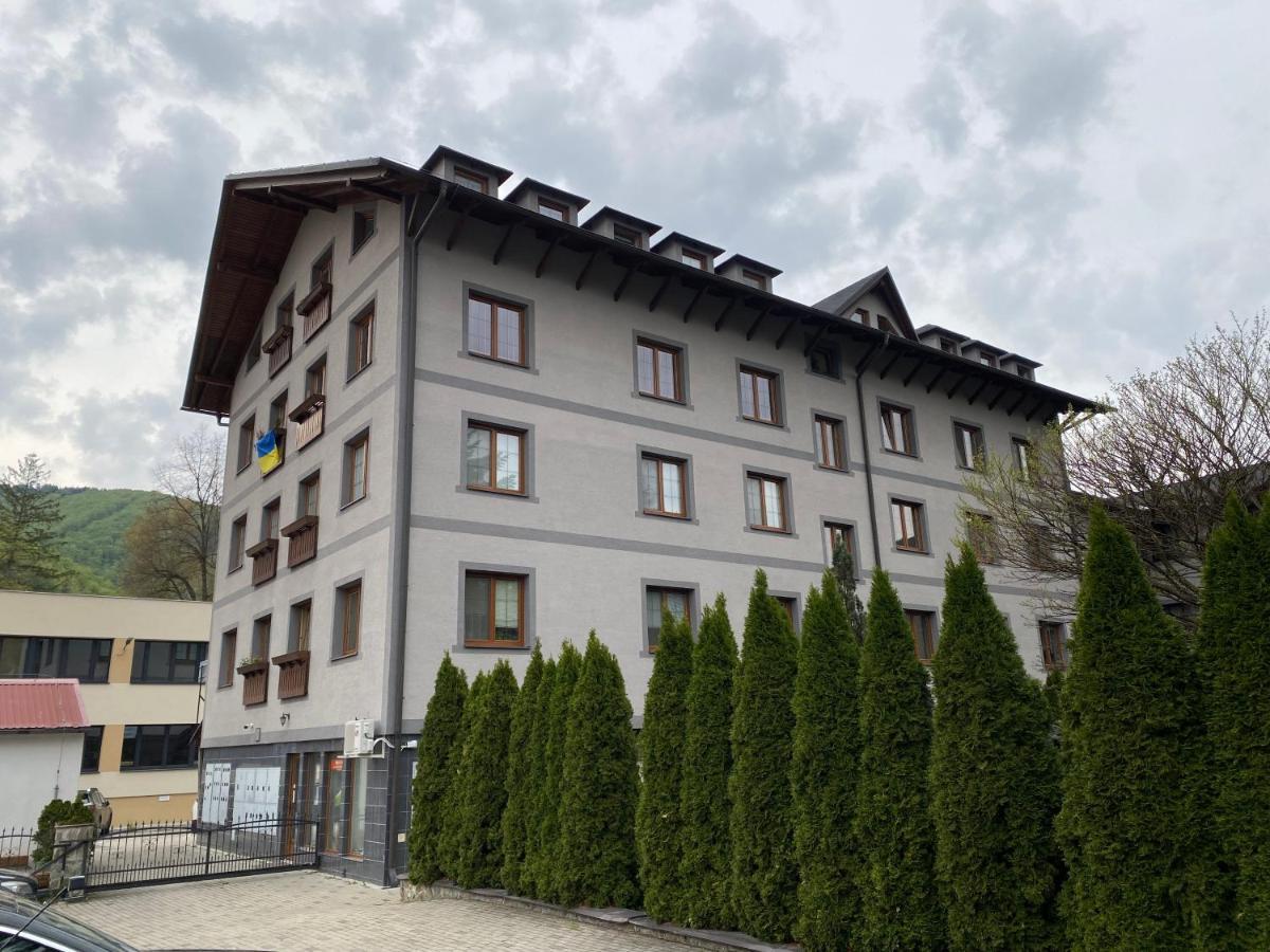 Apartman Posta Rajecké Teplice エクステリア 写真